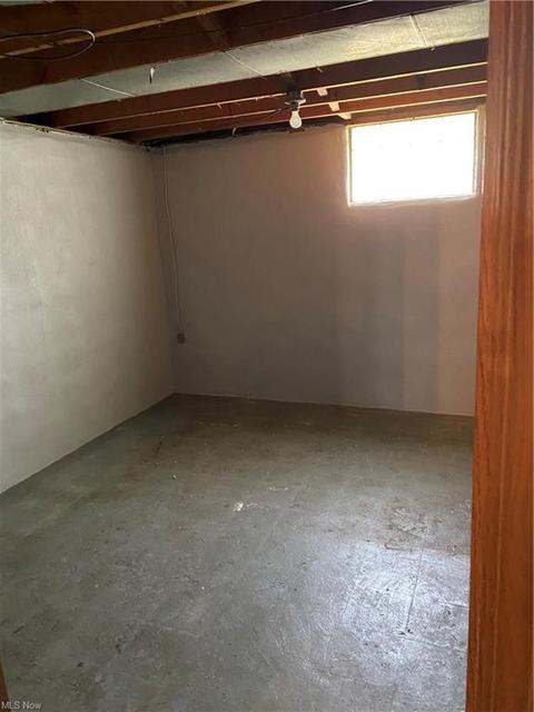 929 Garfield St, Struthers, OH 44471 photo 11