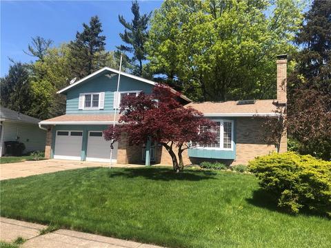 139 Alexander Dr, Elyria, OH 44035 photo 2