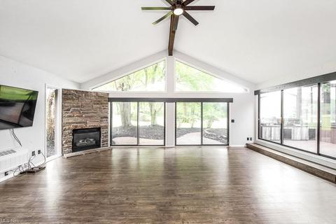 546 E Acadia Pt, Aurora, OH 44202 photo 6