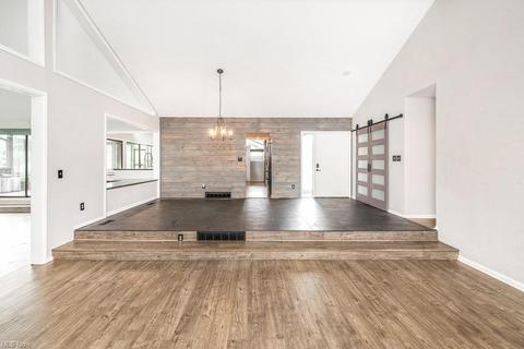 546 E Acadia Pt, Aurora, OH 44202 photo 5