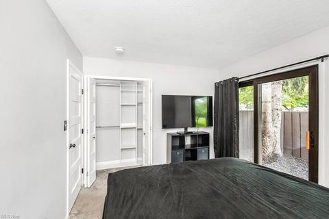 546 E Acadia Pt, Aurora, OH 44202 photo 22