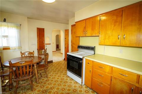 4518 Marcellus St NW, Canton, OH 44708 photo 10