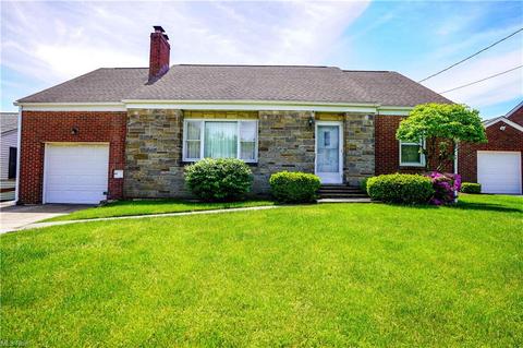 4518 Marcellus St NW, Canton, OH 44708 photo 2