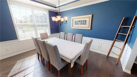 8122 Castleton Dr, Mentor, OH 44060 photo 14