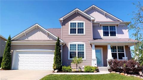 8122 Castleton Dr, Mentor, OH 44060 photo 1