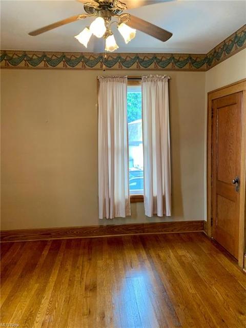 626 Bond Ave, Barnesville, OH 43713 photo 10