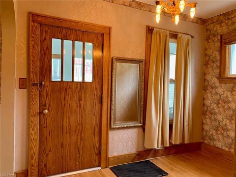 626 Bond Ave, Barnesville, OH 43713 photo 11
