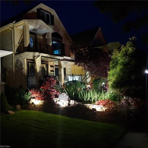 1545 E 204th St, Euclid, OH 44117 photo 2