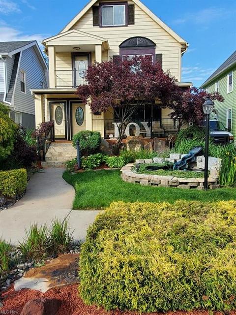 1545 E 204th St, Euclid, OH 44117 photo 1