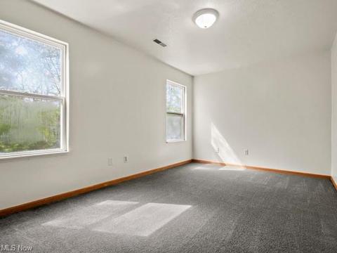 53 3rd St, Campbell, OH 44405 photo 10
