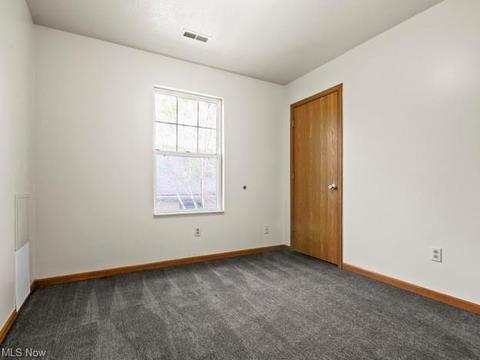 53 3rd St, Campbell, OH 44405 photo 12