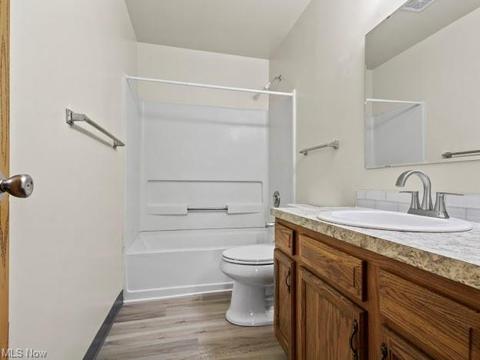 53 3rd St, Campbell, OH 44405 photo 9