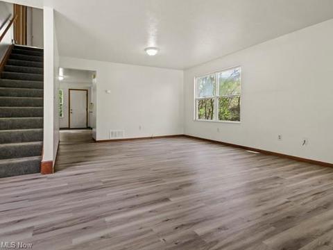 53 3rd St, Campbell, OH 44405 photo 6