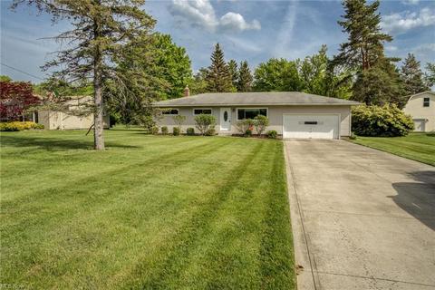 35320 Pettibone Rd, Solon, OH 44139 photo 2