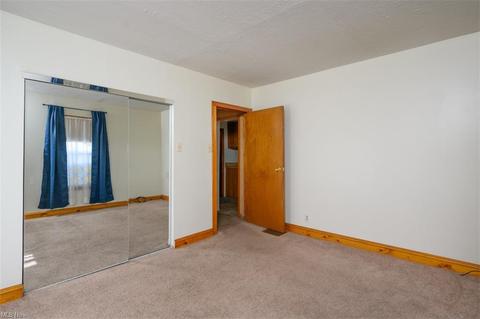 1077 Dayton St, Akron, OH 44310 photo 15