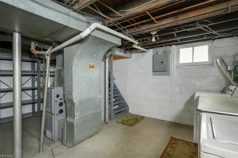 1077 Dayton St, Akron, OH 44310 photo 19