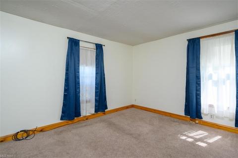 1077 Dayton St, Akron, OH 44310 photo 14