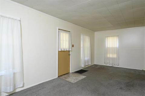 1077 Dayton St, Akron, OH 44310 photo 8