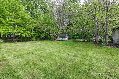 1917 Robindale St, Wickliffe, OH 44092 photo 5