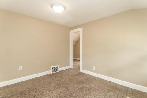 1917 Robindale St, Wickliffe, OH 44092 photo 20