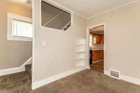 1917 Robindale St, Wickliffe, OH 44092 photo 9