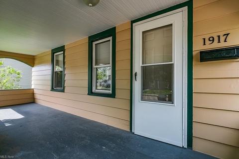 1917 Robindale St, Wickliffe, OH 44092 photo 3