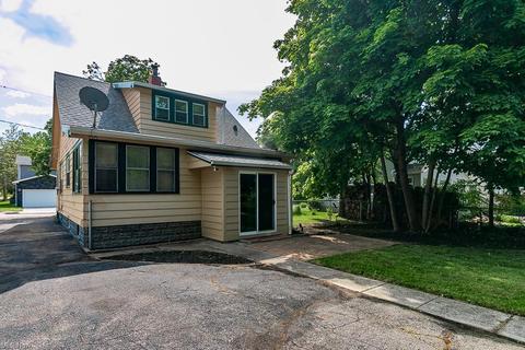 1917 Robindale St, Wickliffe, OH 44092 photo 35