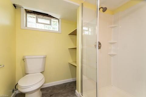 1917 Robindale St, Wickliffe, OH 44092 photo 31