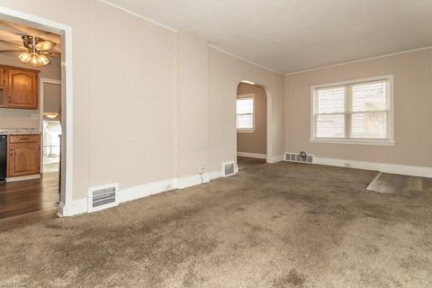 1917 Robindale St, Wickliffe, OH 44092 photo 25