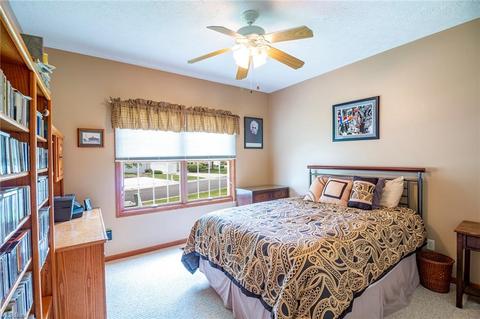 148 Gleneagle Dr, Elyria, OH 44035 photo 17
