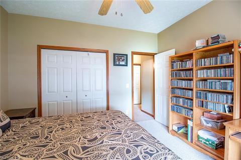 148 Gleneagle Dr, Elyria, OH 44035 photo 18