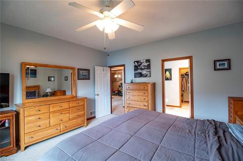148 Gleneagle Dr, Elyria, OH 44035 photo 13