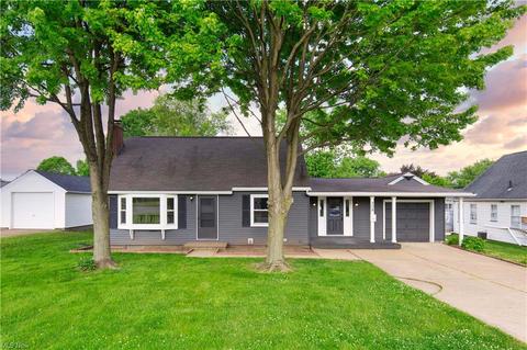 208 Whipple Ave NW, Canton, OH 44708 photo 2