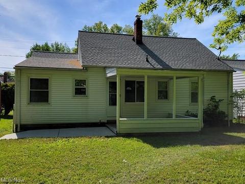 417 E 255th St, Euclid, OH 44132 photo 7
