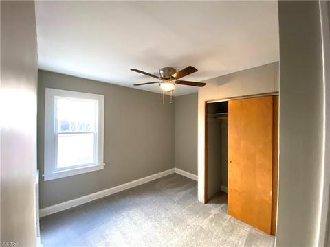 7703 Essen Ave, Parma, OH 44129 photo 13