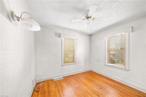 2364 S Freedom Ave, Alliance, OH 44601 photo 13