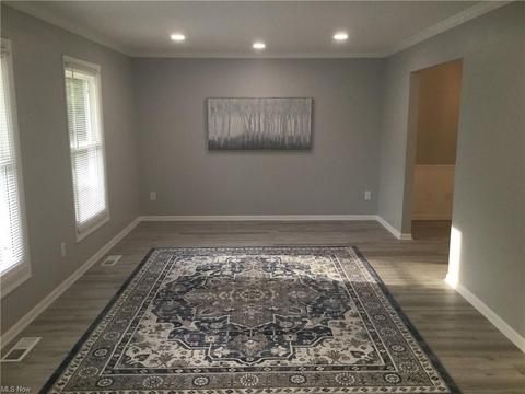 355 Longford Ave, Elyria, OH 44035 photo 6