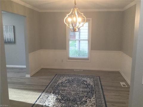 355 Longford Ave, Elyria, OH 44035 photo 7