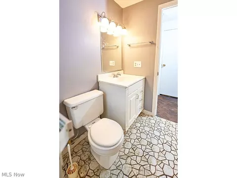 148 Tennessee Ave, Elyria, OH 44035 photo 18