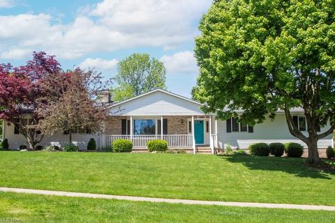 1290 Harmony Dr, Wadsworth, OH 44281 photo 1