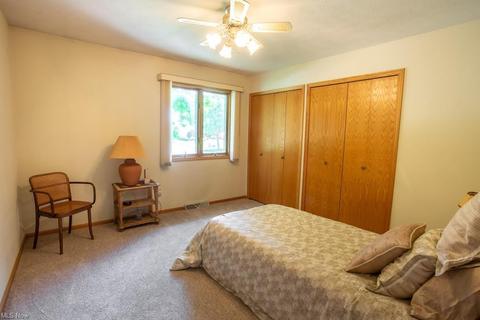 1290 Harmony Dr, Wadsworth, OH 44281 photo 23