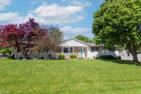 1290 Harmony Dr, Wadsworth, OH 44281 photo 5