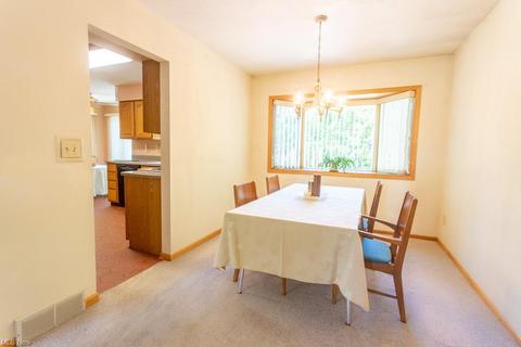 1290 Harmony Dr, Wadsworth, OH 44281 photo 16