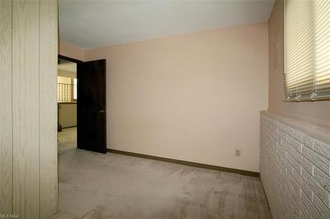 222 Commodore Cir, Elyria, OH 44035 photo 26