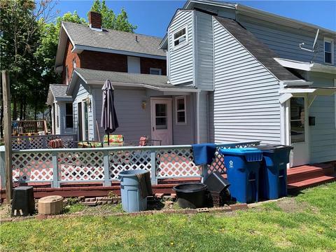 196 E Jackson St, Painesville, OH 44077 photo 4