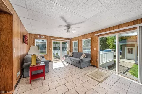 435 W Ohio Ave, Sebring, OH 44672 photo 15
