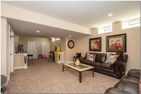 7475 Capilano Dr, Solon, OH 44139 photo 34