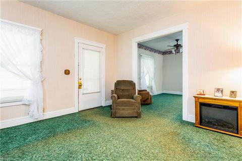 609 Bond St, Elyria, OH 44035 photo 7