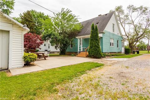 609 Bond St, Elyria, OH 44035 photo 26