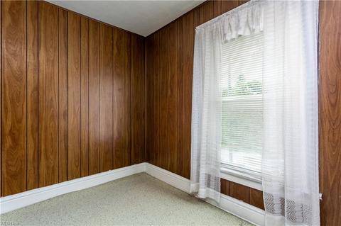 609 Bond St, Elyria, OH 44035 photo 20